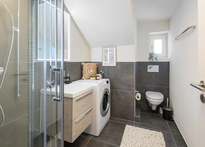 Klara 1033 - Olma, Spital, Uni St- Gallen St. Gallen